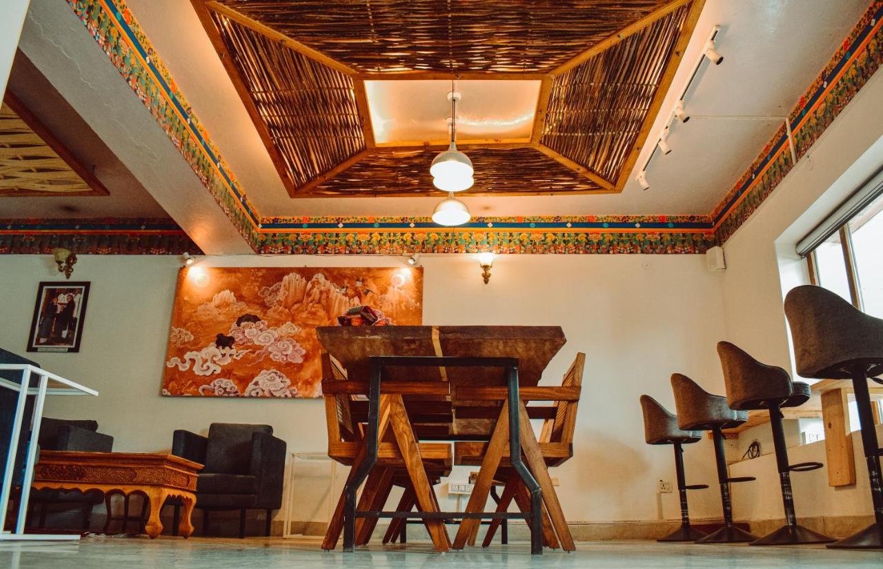 Hotel Lingzi Лех Екстер'єр фото