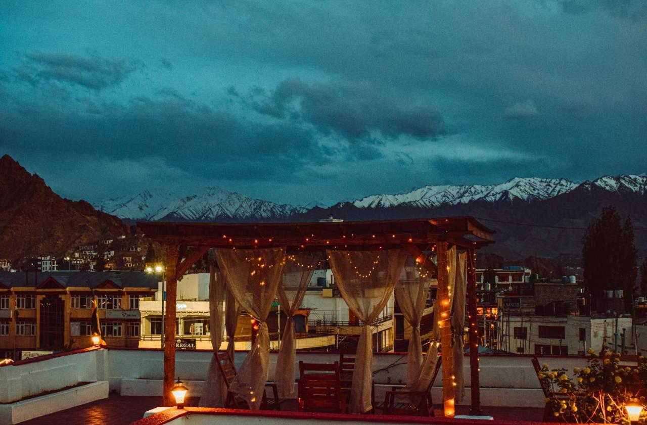 Hotel Lingzi Лех Екстер'єр фото