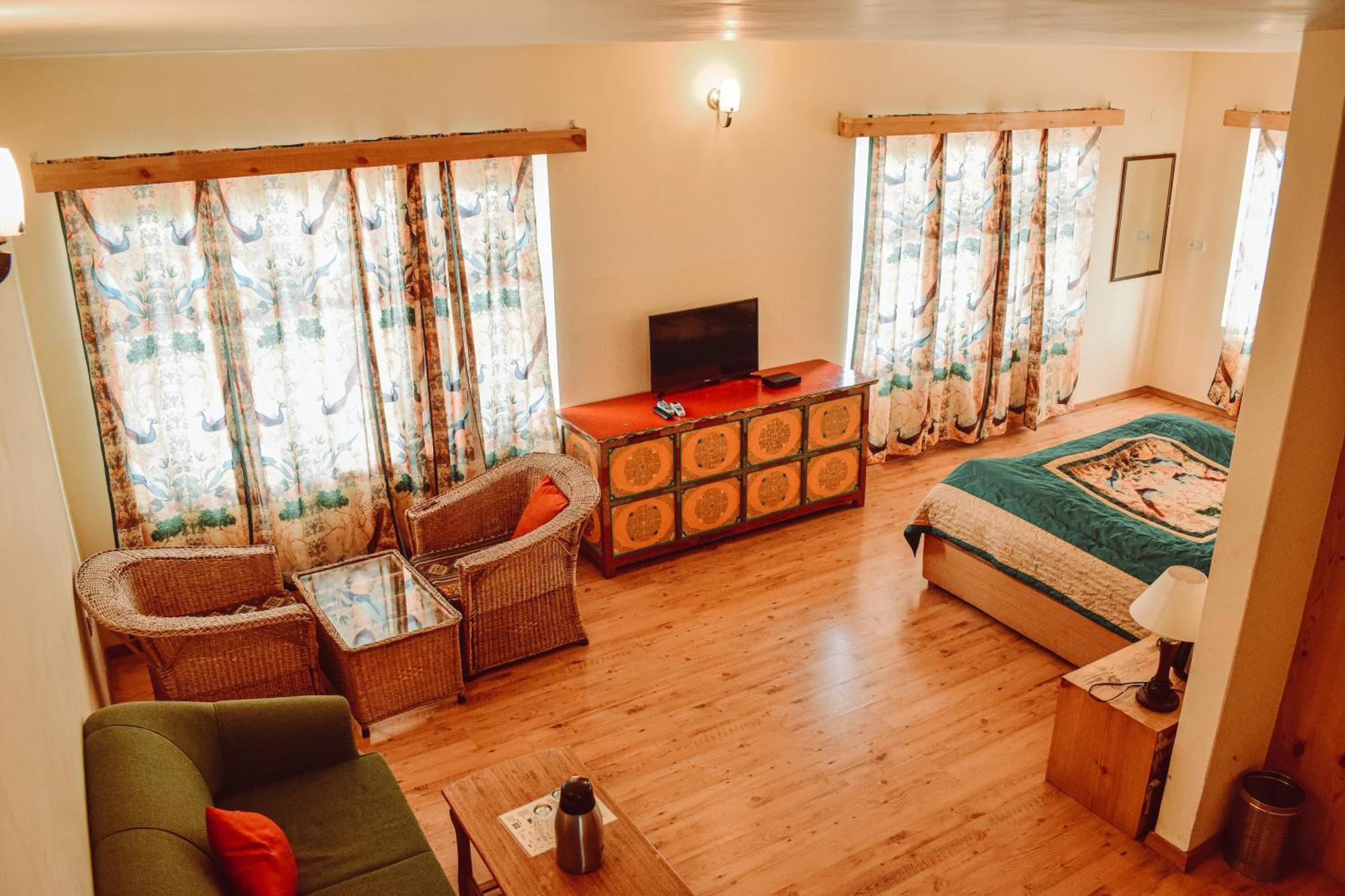 Hotel Lingzi Лех Екстер'єр фото