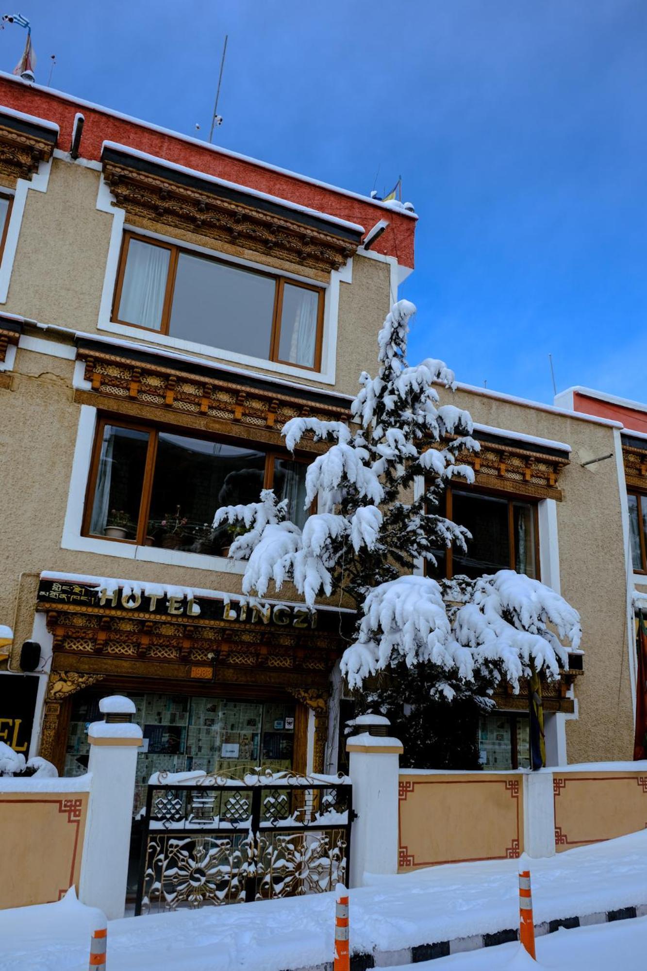Hotel Lingzi Лех Екстер'єр фото