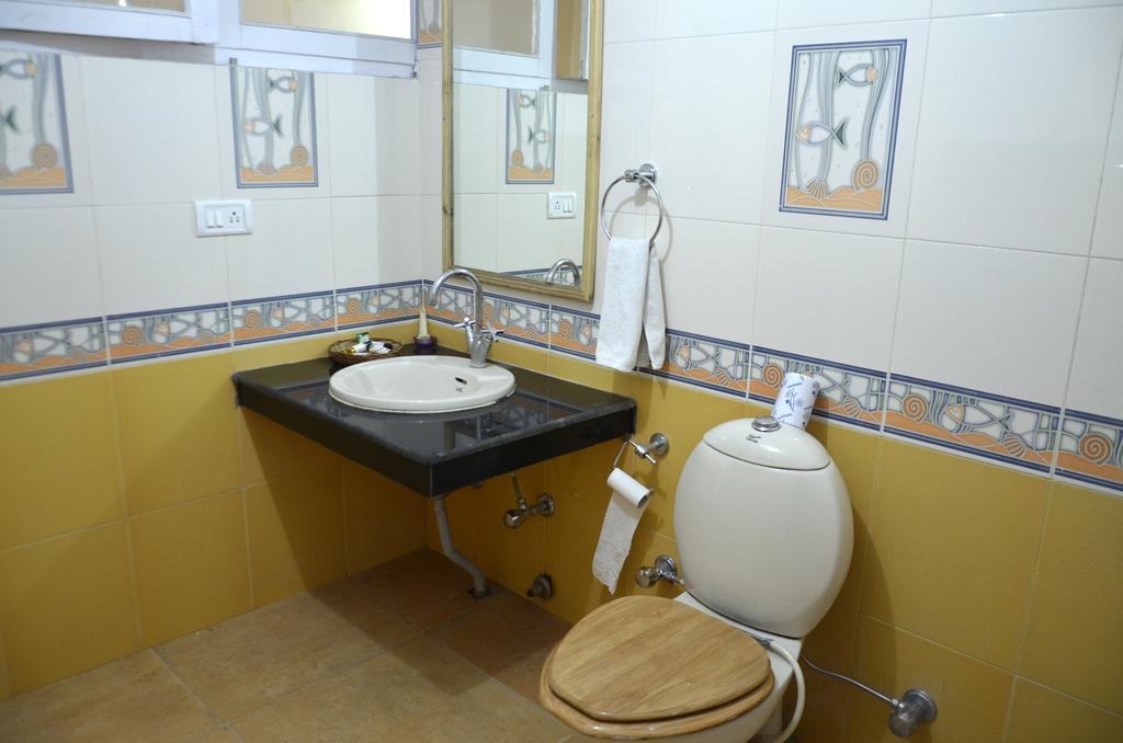 Hotel Lingzi Лех Екстер'єр фото